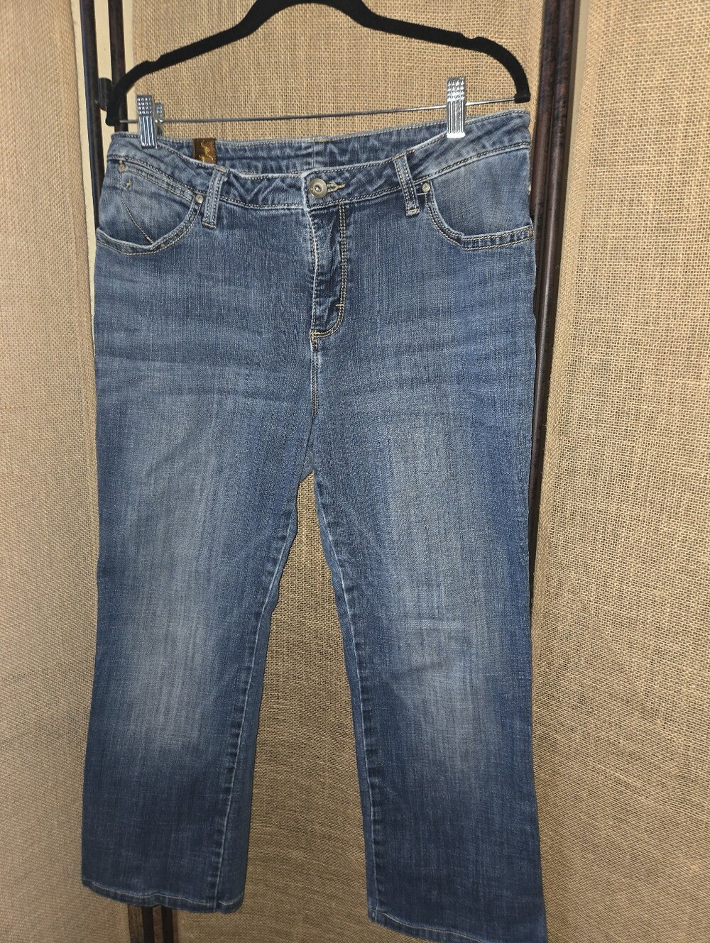 Classic Women's AuraFrom Women Of Wrangler Blue Denim Jeans Midrise 10/11